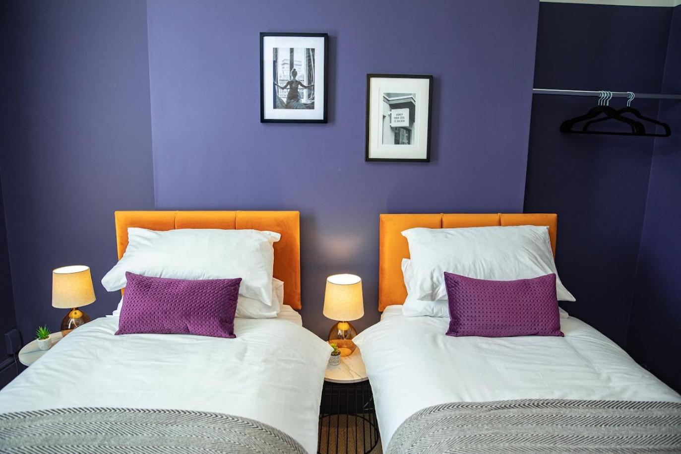 The Rockfield By Serene Stylish 6br Near Anfield With Bar Parking Virgin Media And Fast Wifi Guest house Liverpool